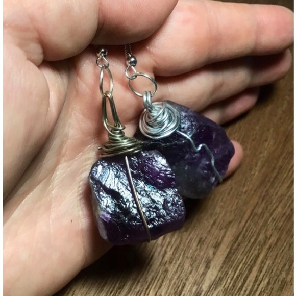 Raw Amethyst earrings, Amethyst earrings handmade - Picture 4 of 5